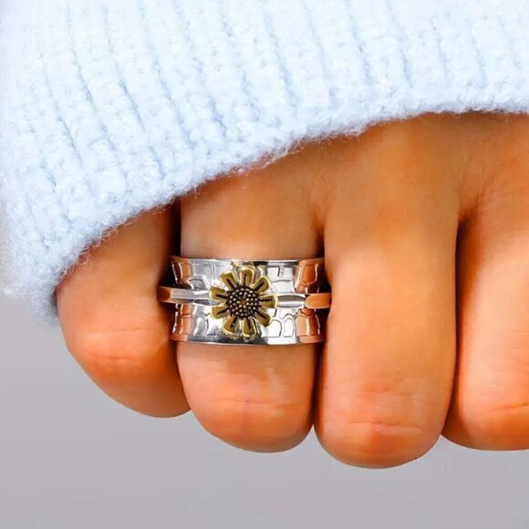 Sunflower / Daisy / Flower Boho Two Tone Ring #1355 - Picture 9 of 12